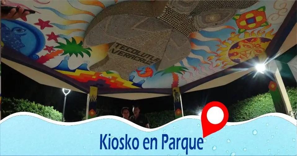 Nuestro Kiosco emblema de identidad donde destaca la convivencia de turistas , rodeado de gastronomía, eventos y artesanías